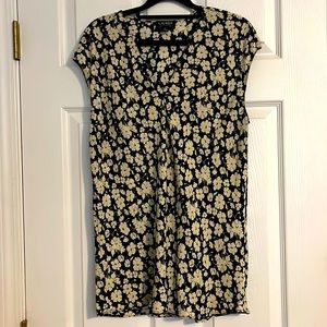 Ralph Lauren - Size M - Navy/Cream - LIKE NEW